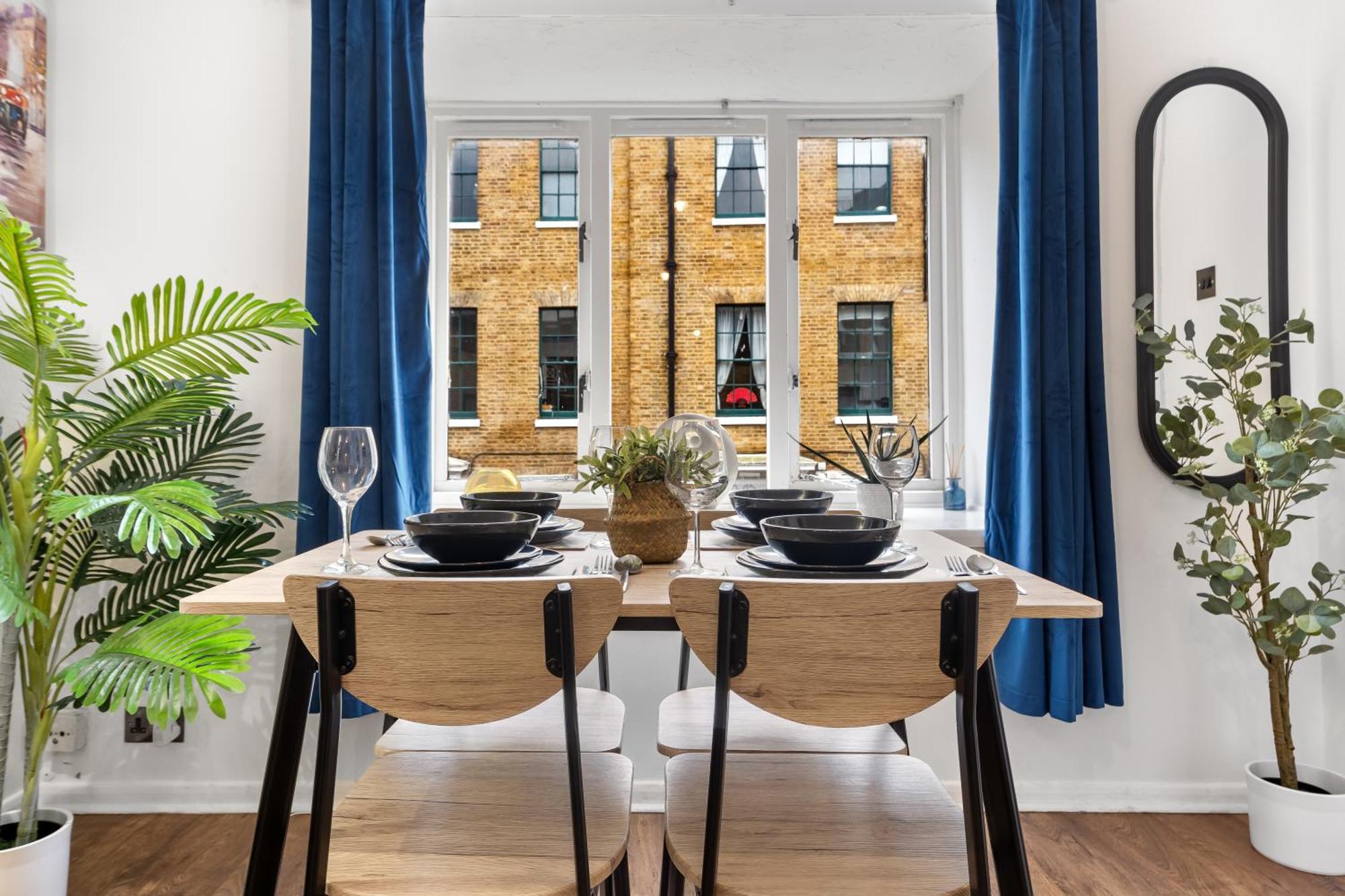 Quirky Canary 2Bed, Free Parking, Smart Tv & Games Лондон Екстериор снимка